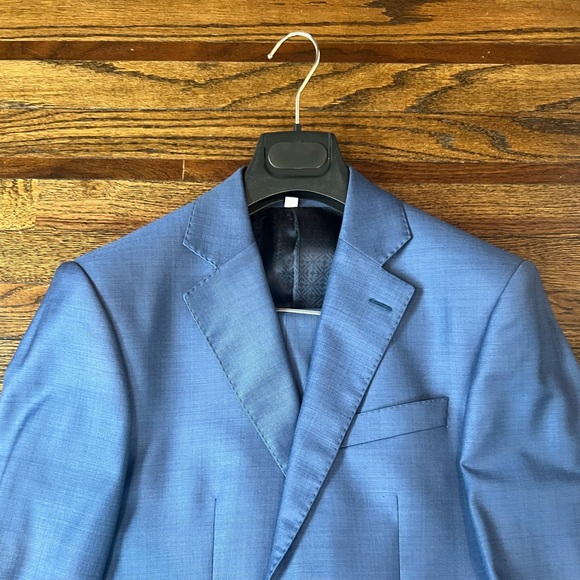 Men’s Hardy Amies Blue Suit (Size 38R) - Picture 3 of 4